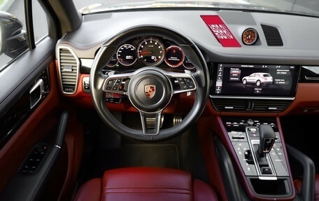 Porsche Cayenne III, 2019 год, 6 990 000 рублей, 11 фотография