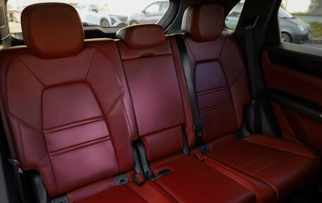 Porsche Cayenne III, 2019 год, 6 990 000 рублей, 26 фотография