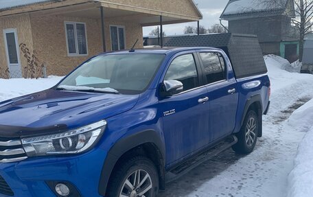 Toyota Hilux VIII, 2016 год, 3 000 000 рублей, 4 фотография