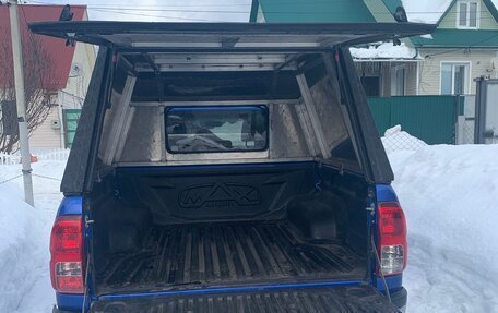 Toyota Hilux VIII, 2016 год, 3 000 000 рублей, 2 фотография