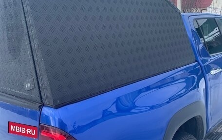 Toyota Hilux VIII, 2016 год, 3 000 000 рублей, 9 фотография