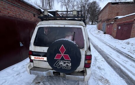 Mitsubishi Pajero III рестайлинг, 1991 год, 299 000 рублей, 3 фотография