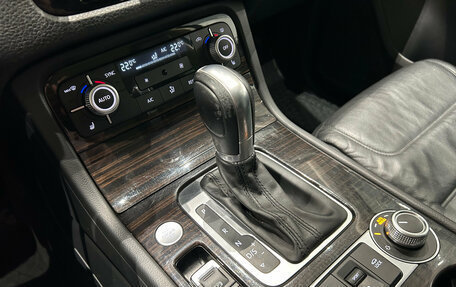 Volkswagen Touareg III, 2015 год, 3 599 000 рублей, 17 фотография