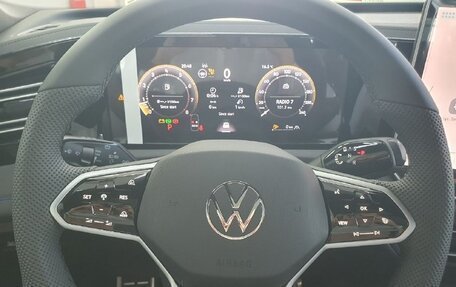 Volkswagen Tiguan, 2025 год, 5 099 000 рублей, 10 фотография