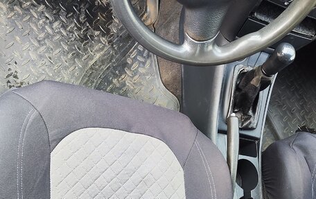 Toyota Corolla, 2004 год, 300 000 рублей, 10 фотография