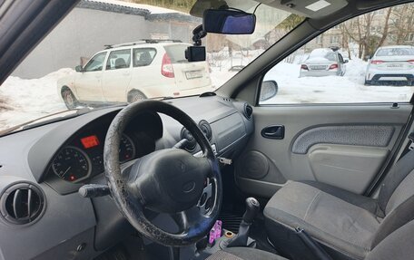 Renault Logan I, 2006 год, 235 000 рублей, 2 фотография