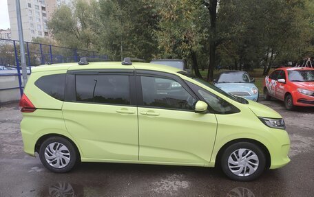 Honda Freed II, 2017 год, 1 450 000 рублей, 5 фотография