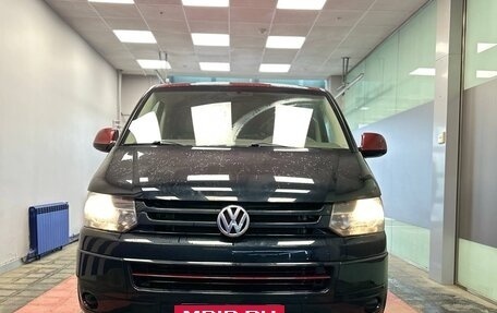 Volkswagen Transporter T5 рестайлинг, 2013 год, 1 650 000 рублей, 2 фотография