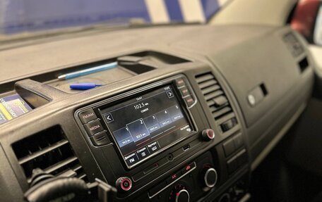 Volkswagen Transporter T5 рестайлинг, 2013 год, 1 650 000 рублей, 8 фотография