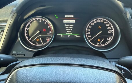 Toyota Camry, 2018 год, 2 990 000 рублей, 9 фотография