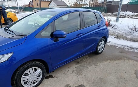 Honda Fit III, 2018 год, 1 300 000 рублей, 5 фотография