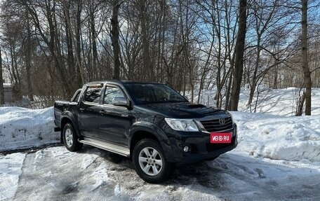 Toyota Hilux VII, 2013 год, 2 290 000 рублей, 2 фотография