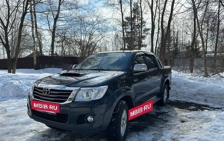 Toyota Hilux VII, 2013 год, 2 290 000 рублей, 3 фотография