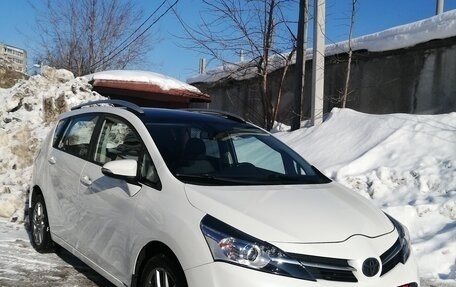 Toyota Verso I, 2014 год, 1 255 000 рублей, 3 фотография