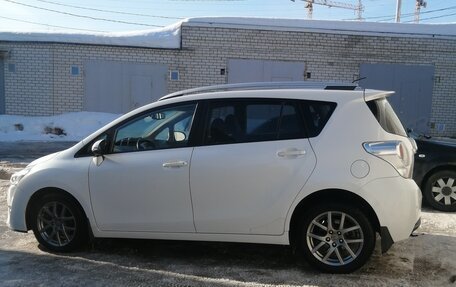 Toyota Verso I, 2014 год, 1 255 000 рублей, 13 фотография