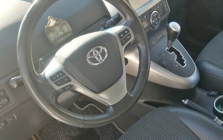 Toyota Verso I, 2014 год, 1 255 000 рублей, 26 фотография