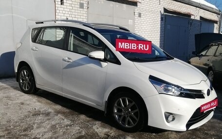 Toyota Verso I, 2014 год, 1 255 000 рублей, 15 фотография