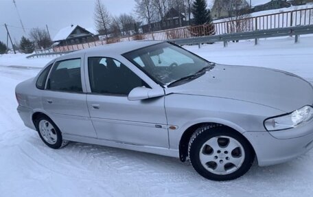 Opel Vectra B рестайлинг, 1999 год, 300 000 рублей, 3 фотография