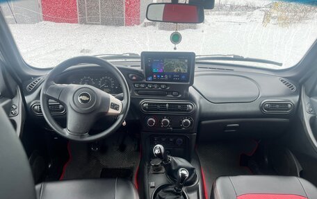 Chevrolet Niva I рестайлинг, 2019 год, 750 000 рублей, 5 фотография