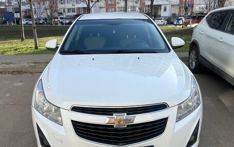 Chevrolet Cruze II, 2014 год, 820 000 рублей, 4 фотография