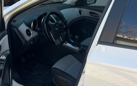 Chevrolet Cruze II, 2014 год, 820 000 рублей, 14 фотография