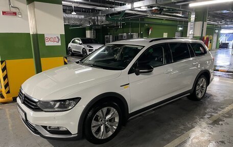 Volkswagen Passat B8 рестайлинг, 2019 год, 2 500 000 рублей, 5 фотография
