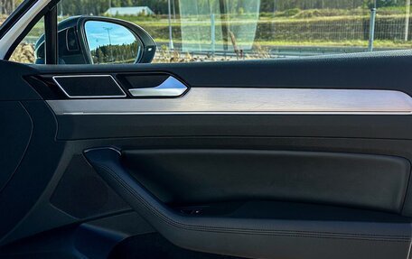 Volkswagen Passat B8 рестайлинг, 2019 год, 2 500 000 рублей, 23 фотография