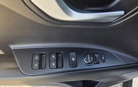 KIA Stonic, 2020 год, 1 250 000 рублей, 9 фотография