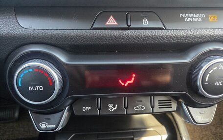 KIA Stonic, 2020 год, 1 250 000 рублей, 16 фотография