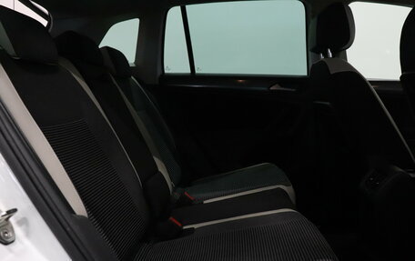 Volkswagen Tiguan II, 2020 год, 2 871 000 рублей, 15 фотография