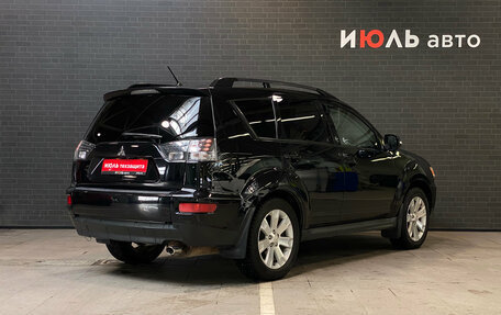 Mitsubishi Outlander III рестайлинг 3, 2011 год, 1 300 000 рублей, 5 фотография