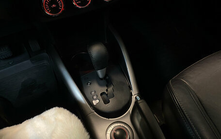 Mitsubishi Outlander III рестайлинг 3, 2011 год, 1 300 000 рублей, 13 фотография