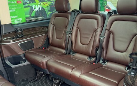 Mercedes-Benz V-Класс, 2017 год, 4 520 000 рублей, 19 фотография