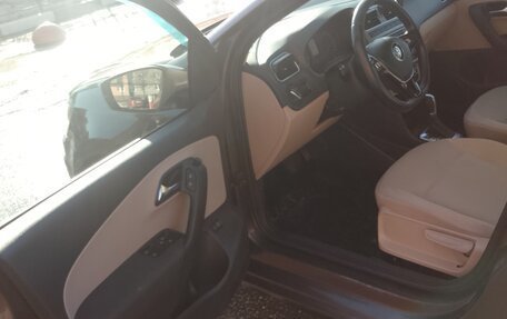 Volkswagen Polo VI (EU Market), 2015 год, 644 000 рублей, 17 фотография