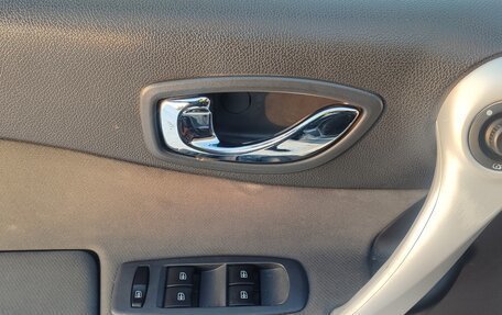 Renault Koleos I рестайлинг 2, 2008 год, 970 000 рублей, 11 фотография