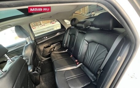 KIA K5, 2020 год, 3 000 000 рублей, 20 фотография