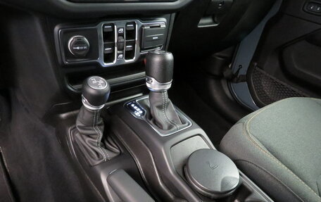 Jeep Wrangler, 2023 год, 6 750 000 рублей, 18 фотография