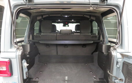 Jeep Wrangler, 2023 год, 6 750 000 рублей, 30 фотография