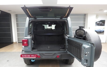 Jeep Wrangler, 2023 год, 6 750 000 рублей, 29 фотография