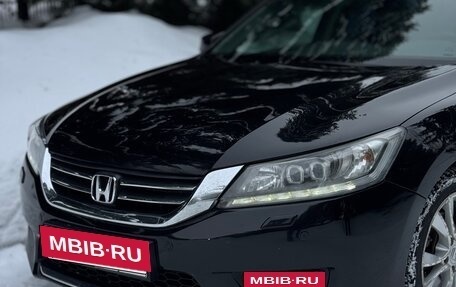 Honda Accord IX рестайлинг, 2013 год, 1 250 000 рублей, 9 фотография