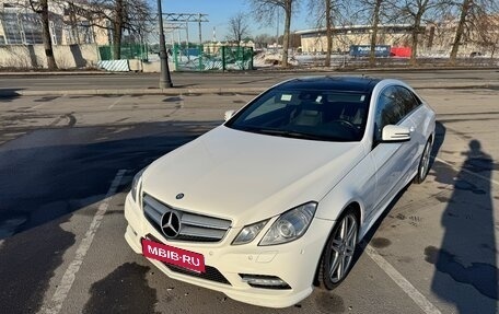 Mercedes-Benz E-Класс, 2013 год, 1 485 000 рублей, 1 фотография