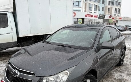 Chevrolet Cruze II, 2010 год, 600 000 рублей, 1 фотография