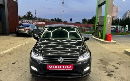 Volkswagen Polo VI (EU Market), 2018 год, 1 110 000 рублей, 2 фотография