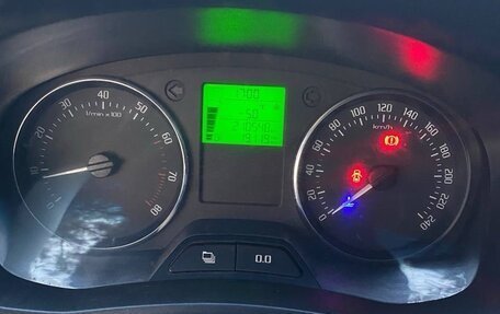 Skoda Fabia II, 2010 год, 399 990 рублей, 7 фотография