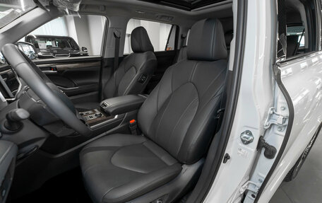 Toyota Highlander, 2025 год, 5 600 000 рублей, 10 фотография