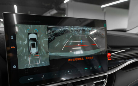 Toyota Highlander, 2025 год, 5 600 000 рублей, 24 фотография