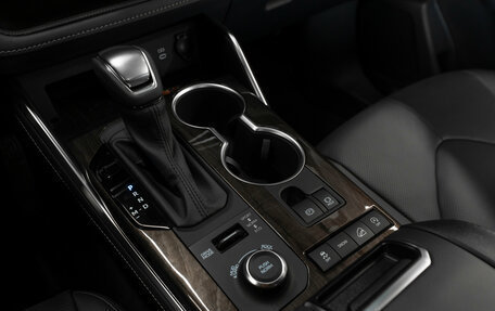 Toyota Highlander, 2025 год, 5 600 000 рублей, 22 фотография