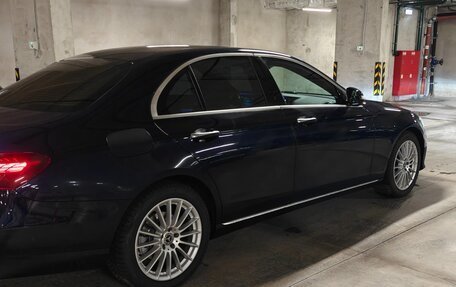 Mercedes-Benz E-Класс, 2020 год, 4 220 000 рублей, 4 фотография