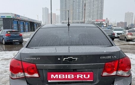 Chevrolet Cruze II, 2010 год, 600 000 рублей, 5 фотография