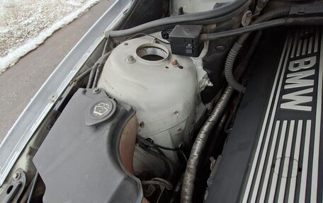 BMW 3 серия, 2004 год, 870 000 рублей, 11 фотография